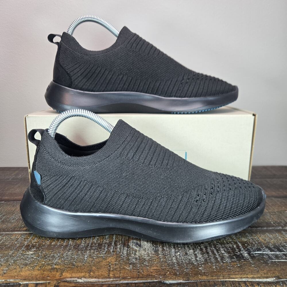 Vessi Everyday Move Slip On Womens Size 8 Waterproof Shoes Sneakers Onyx Black